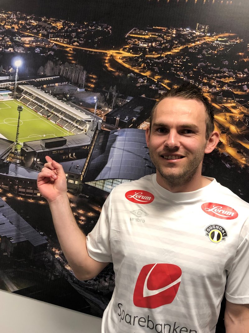 Endre Kupen gler seg til å skåra mange mål på Fosshaugane!