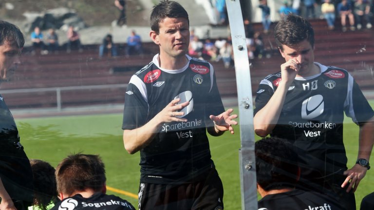 14025637514_693106f0ee_k