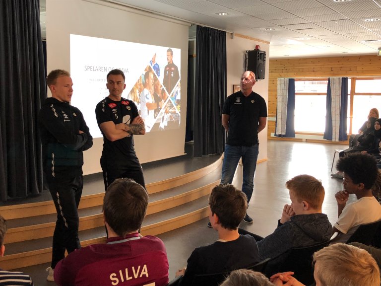 Skulebesøk MOT Luster Nils Tore Kosshaug Martin Ramsland Victor Grodås 2