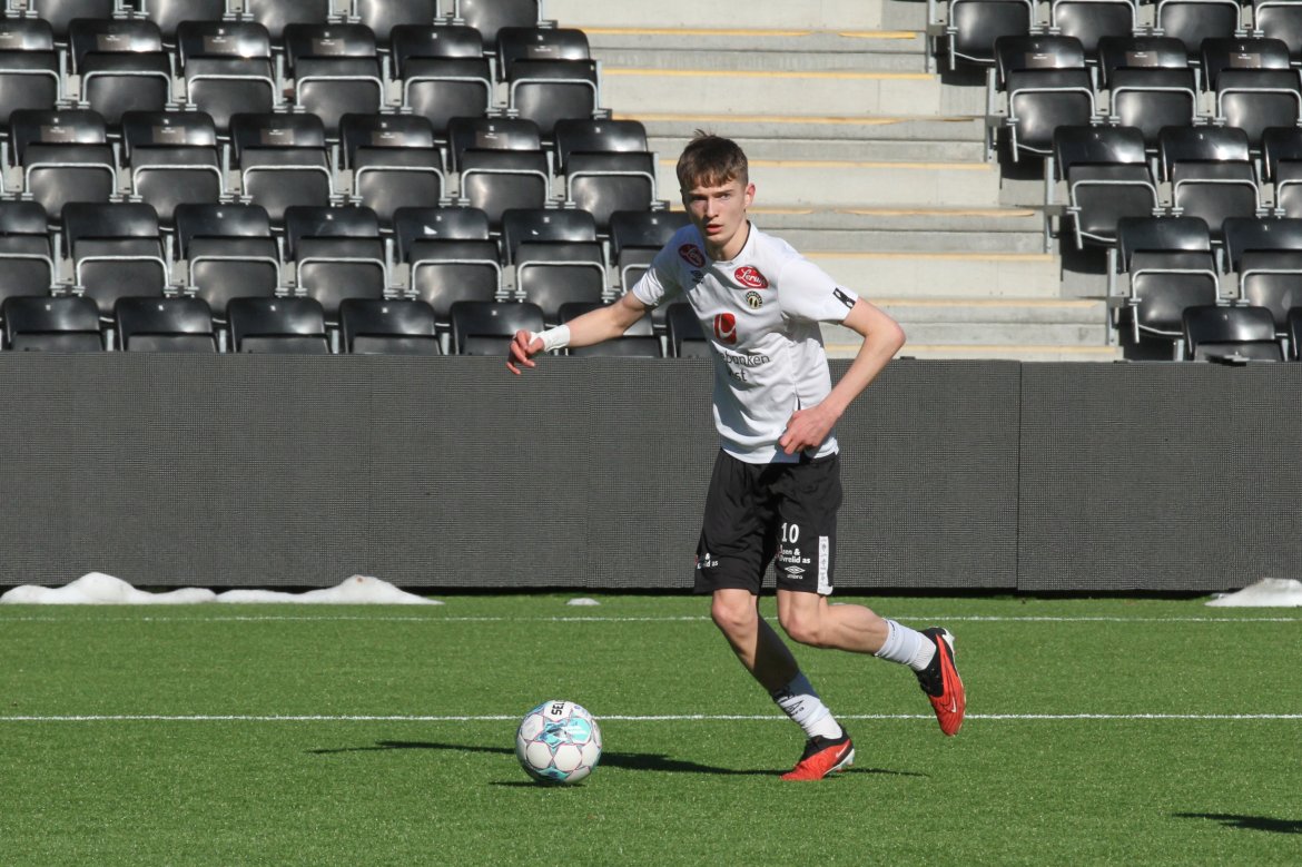 Sverre Stavø - Angrep - Sogndal