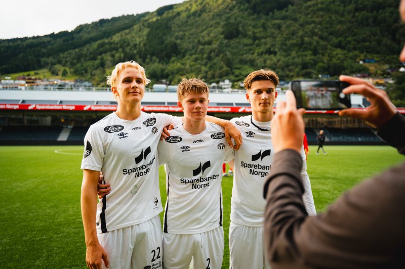 David Kongelf (16), Julian Madsen (17) og Sverre Stavø (17).