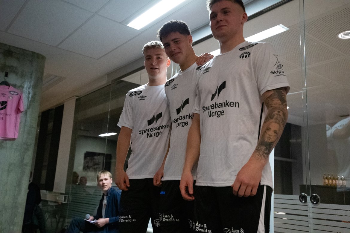 Lansering av årets drakt!