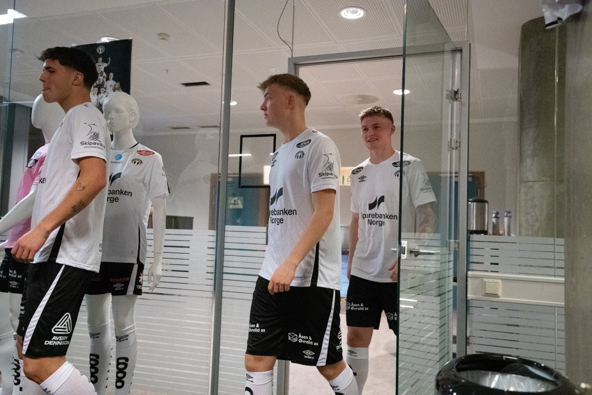 Lansering av årets drakt!